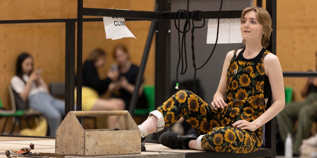 WelshNatOpera's tweet photo. Relationships are tested, corruption is uncovered and reality is far from what you think...

#WNOyouthopera perform Shostakovich’s light-hearted musical comedy, Cherry Town, Moscow @theCentre this Sunday at 3pm and 7pm

Tickets available at https://t.co/1zIxf6yOTh #WNOcherrytown https://t.co/NJSEs4JZR9