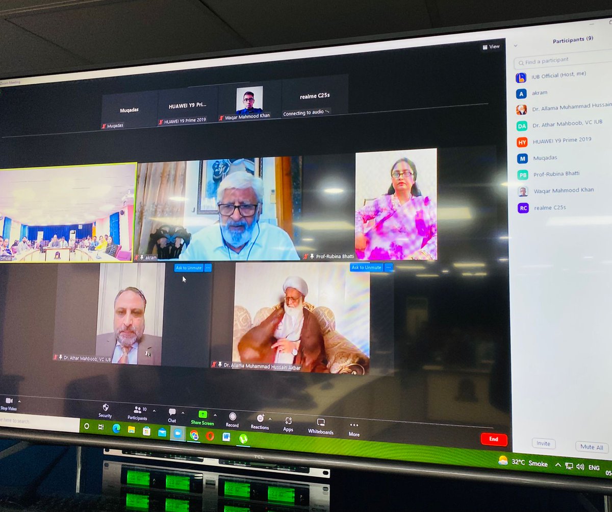 DMCS_IUB's tweet photo. Senior Tutor Office organized a seminar in reverence of Hazrat Muhammad #PUBH. #VC #IUB Prof Dr Athar Mahboob & other known #islamicscholars addressed the seminar. All scholars appreciated the efforts of Chairman
Dept Media & Communication Studies and his team #hec #phec #hed https://t.co/ON6nvI8O9G