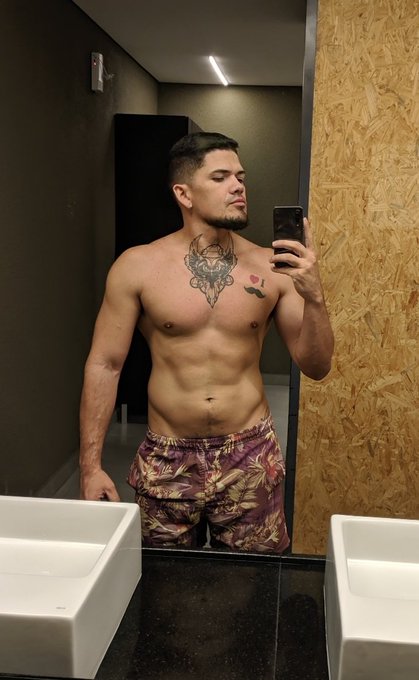 Só p dizer que fui https://t.co/opKriXqW5P