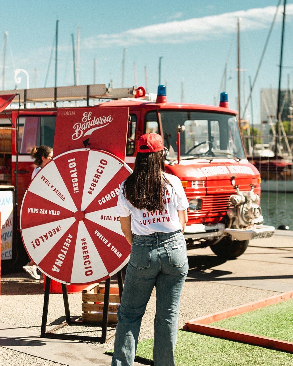 Democratic Wines tweet media