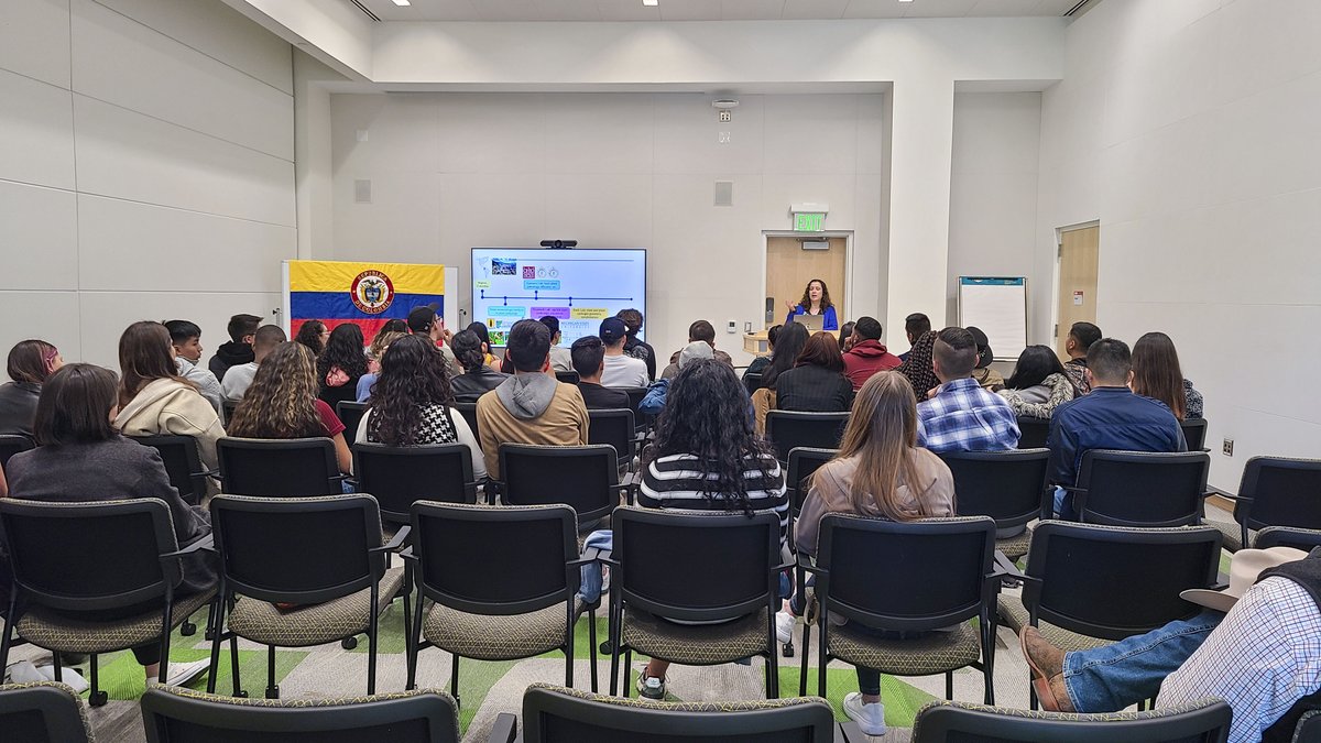 NC_PSI's tweet photo. It was such a pleasure to host the @FulbrightCol program in the #NCStatePSB! We really enjoyed the crop-portunity to show this international group of #students some of the work we are doing here at #NC_PSI! We look forward to staying in touch!
@FulbrightPrgrm @QuesadaLabNCSU https://t.co/XlpbykOis7