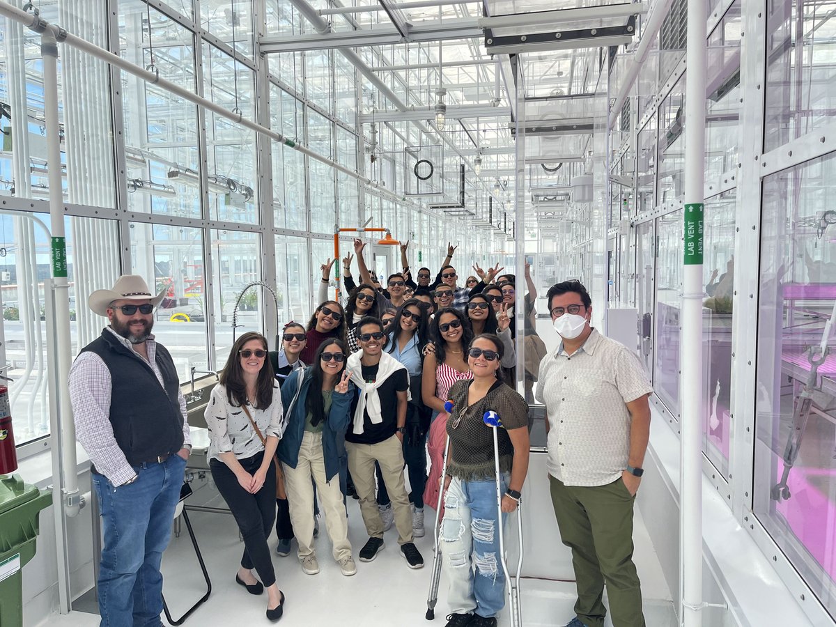 NC_PSI's tweet photo. It was such a pleasure to host the @FulbrightCol program in the #NCStatePSB! We really enjoyed the crop-portunity to show this international group of #students some of the work we are doing here at #NC_PSI! We look forward to staying in touch!
@FulbrightPrgrm @QuesadaLabNCSU https://t.co/XlpbykOis7