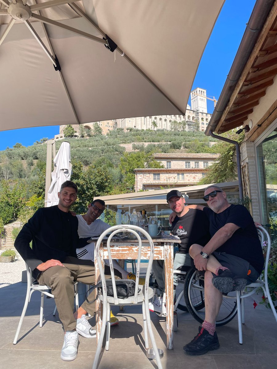 Pranzo al Borgo Antichi Orti con @djralf__ e @bennyblancoakasteb