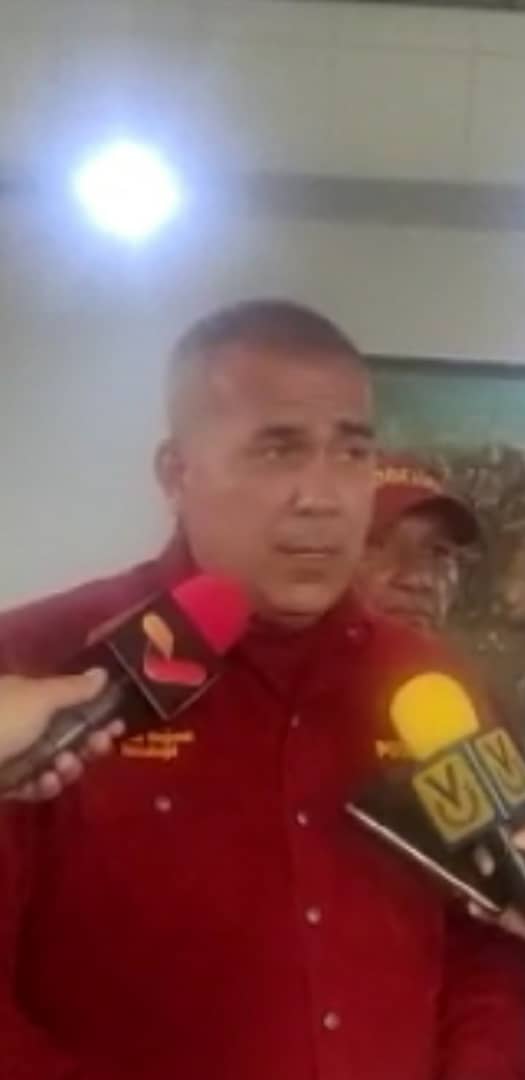 OSCARROJASCOND3's tweet image. El partido PODEMOS continúa en la aplicación de las #3Rnet y su proceso de refundación, RENOVANDO sus estructuras desde las bases, estamos revolucionando para consolidar la revolución y garantizar el triunfo de la revolución en el 2024. @NicolasMaduro @dcabellor @SiPodemos_Vzla