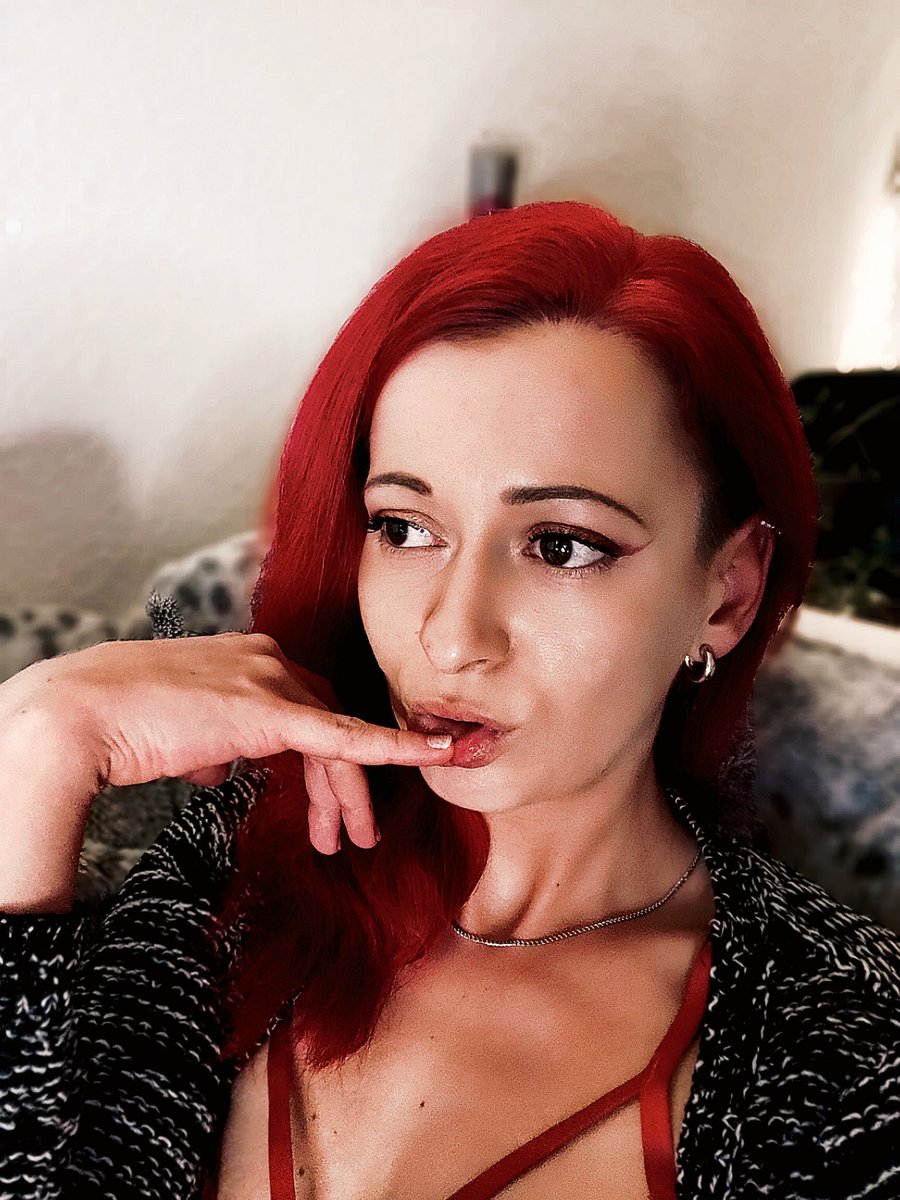 hakke_fee's tweet photo. New hair❤️
New Feeling 🔥 https://t.co/1vQWk2jmn0