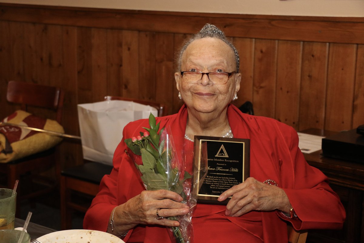 dstepac's tweet photo. On Friday, September 30, EPAC celebrated our 50th Chapterversary. Lillian Crouch and Frances Hills were honored as Charter Members. 🔺On September 30, 1972, El Paso Alumnae Chapter was chartered as a graduate chapter.
#EPAC #Chapterversary #EPACTURNS50 https://t.co/mdrGzooqwb