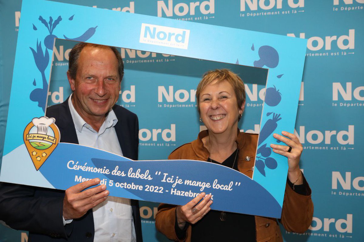 departement59's tweet photo. Bravo aux 152 établissements qui ont reçu le label « Ici, je mange local ».👏 Du frais et du #Madein59 dans les assiettes de nos collégiens ! 😋🍽️
Une implication de tous les jours de nos chefs de cuisine et de leurs équipes 👩🍳 https://t.co/tjgmlumeu6 https://t.co/U1RL2PTmDy