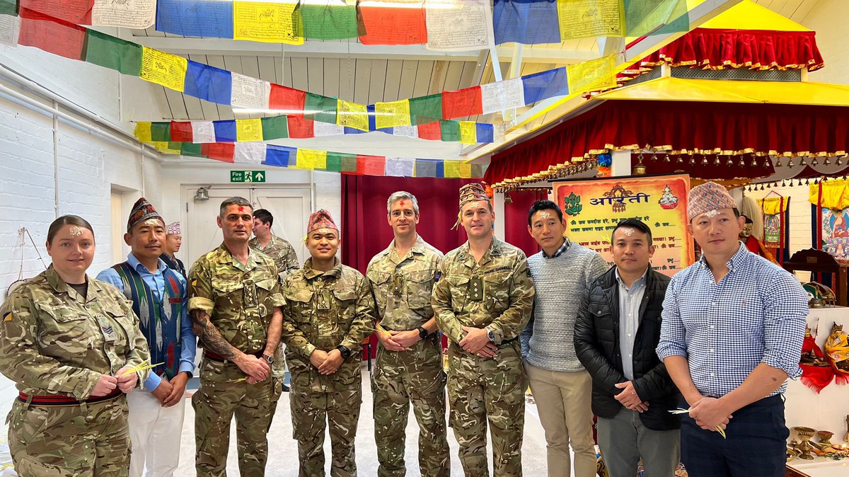 4RegimentRLC's tweet photo. Happy Dashain! 

Today the #4RegtFamily and wider #Gurkha community in Abingdon celebrated the victory of good over evil in the Temple 🦅🏰

#ThisIsBelonging #WeAreTheRLC #SoldiersFirstLogisticiansAlways 

@12ArmdBCT @UKArmyLogistics @RLCCorpsSM @13AAssltSpRegt @ArmyChaplaincy https://t.co/aY9e5VeKI1