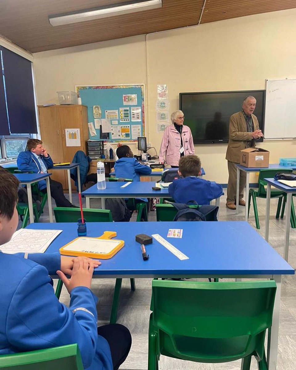 Our sincere thanks to Jack and Muriel who kindly gifted our Year 8 pupils a Gideon (Good News for Everyone) bible. 📕