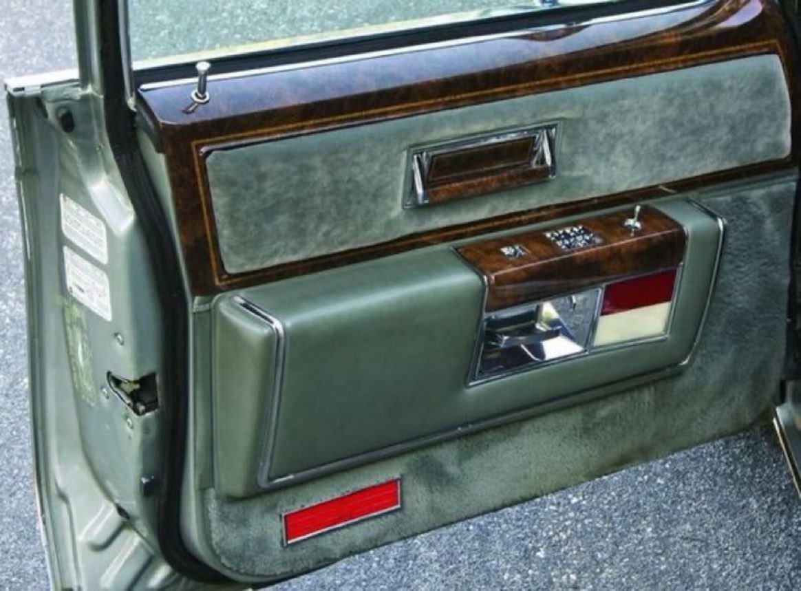Super70sSports's tweet photo. This door weighed more than the entire fucking car you drive now. https://t.co/dYJ7PYXD0X