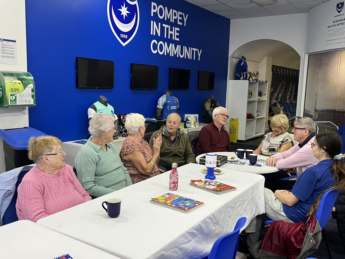 Today @PompeyITC #LifeandChimes we had a beetle drive, played higher and lower, had a game of bingo and ended with a singsong! A Wednesday morning well spent with lots of fun & laughter! #dementia #livingwithdementia