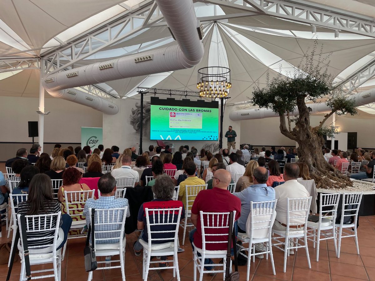 📸 La importancia de las redes sociales en la comunicación actual es la ponencia con la que <a href="/_DaniMestre_/">Mestre | Trafficker</a> inicia la tarde en las Jornadas de Formación de #CSIF que se celebran hoy en #Mérida. #OtroSindicalismoEsPosible #CSIFsítedefiende