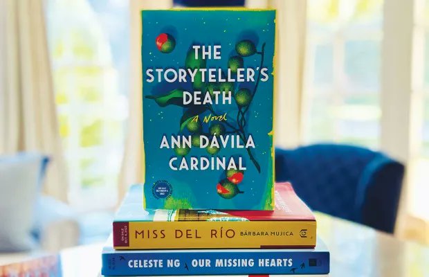 This month's #buzzreads by @burn555555 include a fabulous thriller, two historical-fiction titles, a near-future cautionary tale, and a Puerto Rican tale with a dose of magical realism. buff.ly/3RAYt12 @deannaraybourn @lyndacloigman @pronounced_ing @anndcardinal