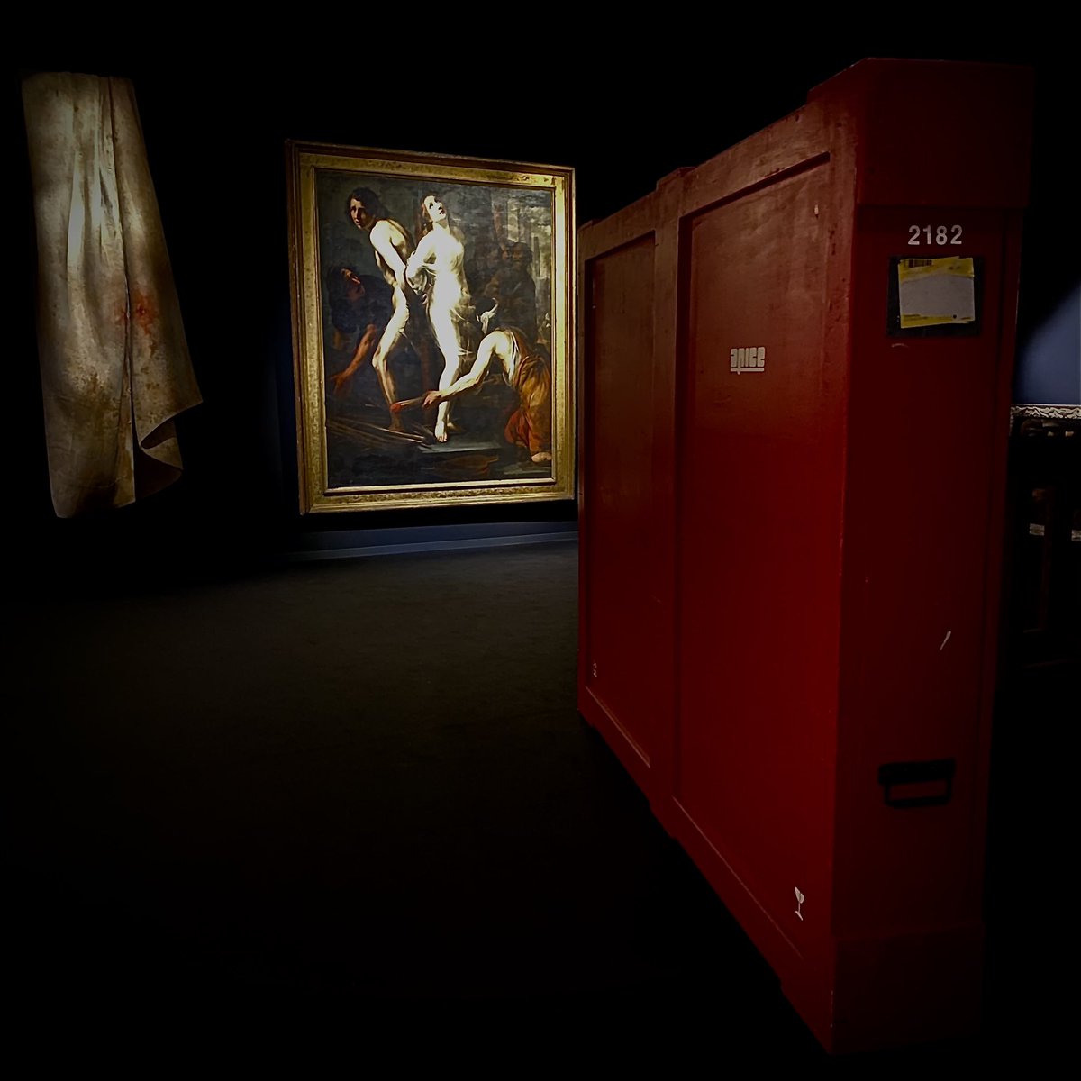 contemplazioni's tweet photo. 140mila visitatori, 100 opere, 10 mesi. È terminata la mostra “I Pittori della Luce. Da Caravaggio a Paolini” a cura di @VittorioSgarbi a Lucca. 
Grazie a tutti https://t.co/MlBsYIfmHa