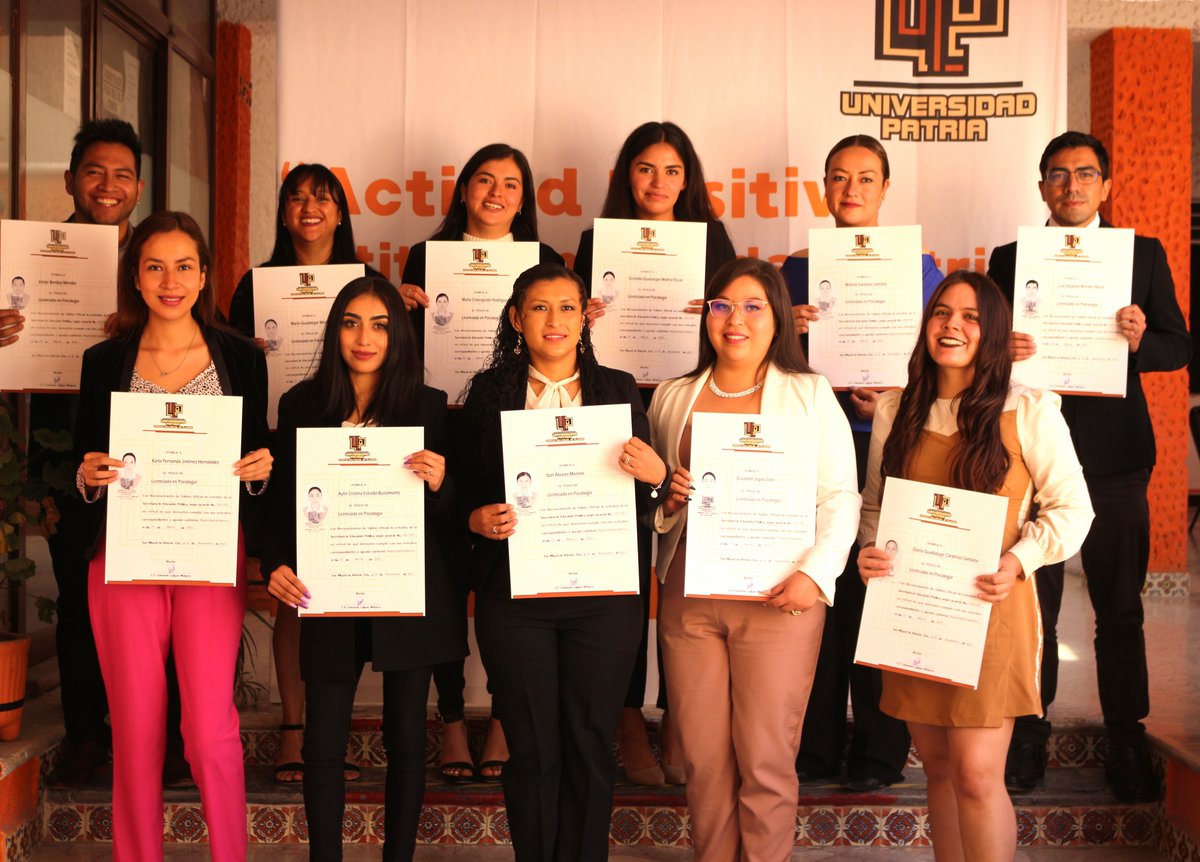 PatriaUni's tweet photo. ¡Felicidades! a todos nuestros nuevos profesionistas 💼, que gracias a sus esfuerzos, se titulan y están listos para abrir nuevas puertas en el medio profesional y laboral.

#ULTIMAHORA https://t.co/SUONy2gvKX