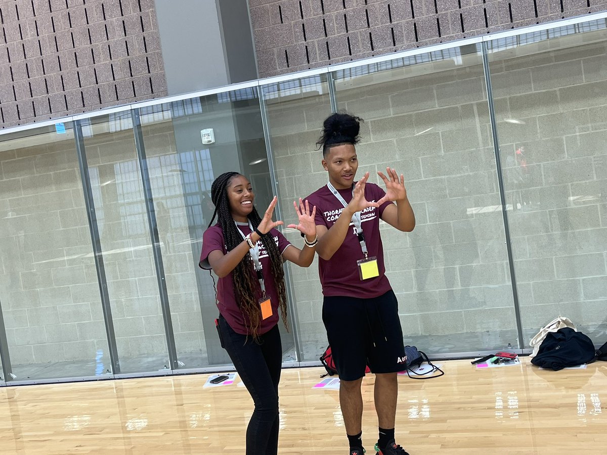 CoachCrossB's tweet photo. Future coaches @FBISDAthletics https://t.co/GeUsVQeIBR