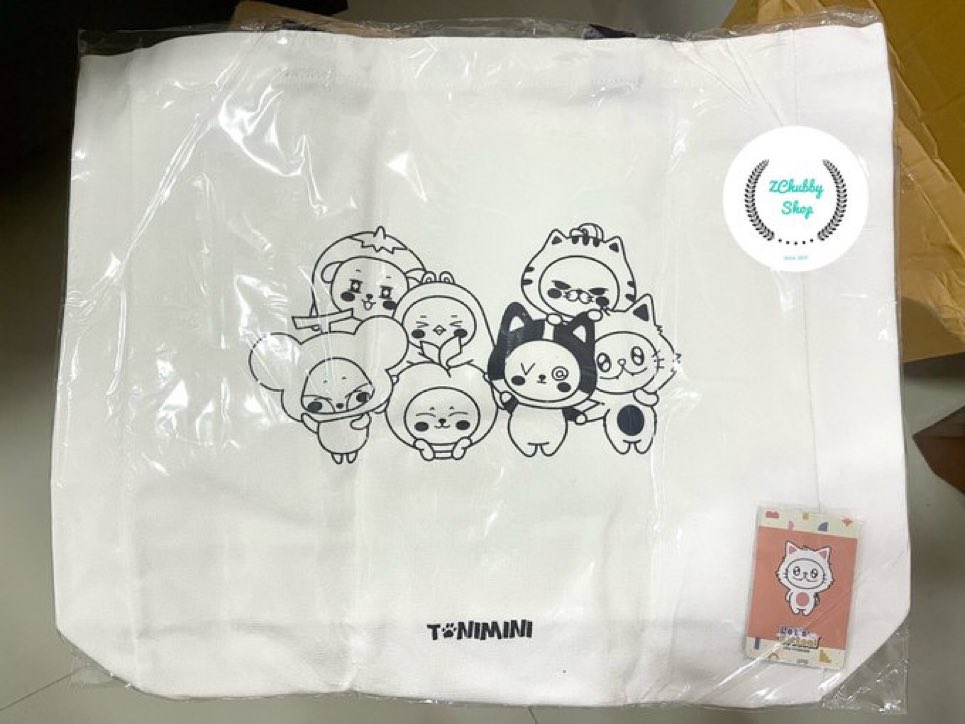 ZChubbyShop's tweet photo. พร้อมส่ง #VICTON TONIIMINII ECO BAG กดเกินมาใบสุดท้าย ผ้าแคนวาส ได้การ์ดด้วยน้า

📌1,100฿ (ลดจากปกติ 1190฿)
🚚ems 45฿

สนใจ DM/LINE

#ตลาดนัดวิคตัน #ตลาดนัดvicton https://t.co/jzeaR0zIBs