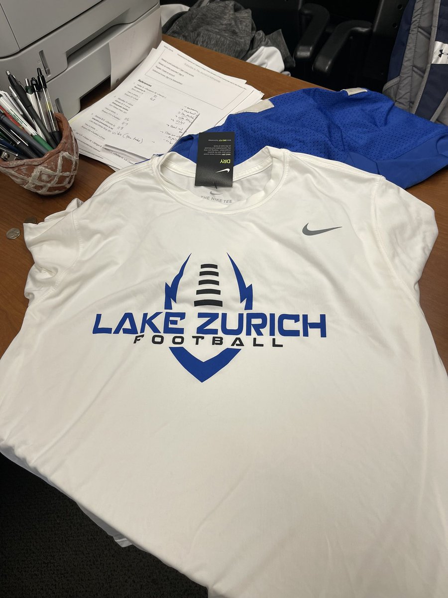 dammanndad's tweet photo. @coachplanz thanks for the LZ gear. Appreciate it. Your dad always keeps me updated on your team. Good luck the rest of the season https://t.co/HXAGBHMsQh
