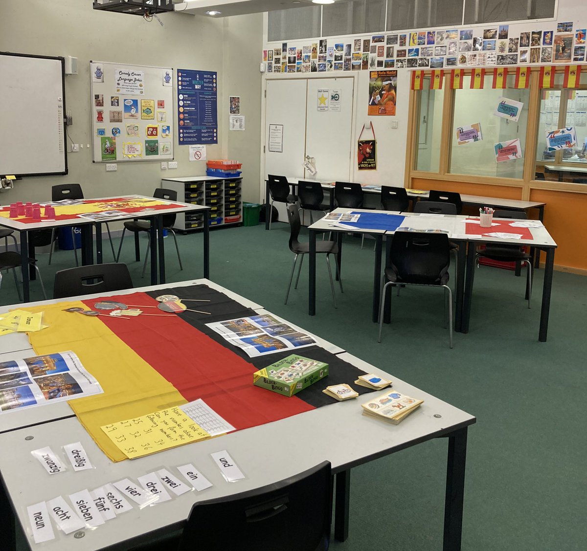 Welcome to Y6 open evening <a href="/minster_school/">The Minster School</a>. We are looking forward to meeting you all! #suceedingtogether 🇫🇷 🇩🇪 🇪🇸