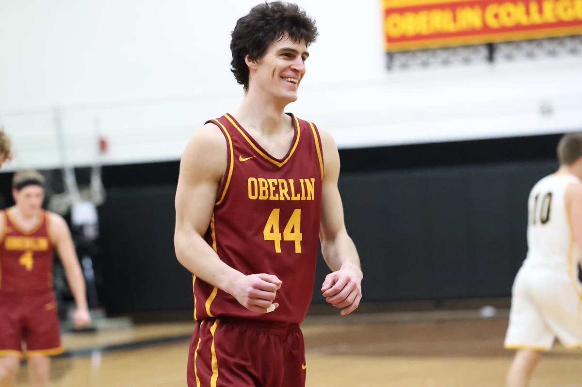 Our mood seeing we’re 10 days away from basketball season😄

#goyeo #ocmbb #d3hoops
