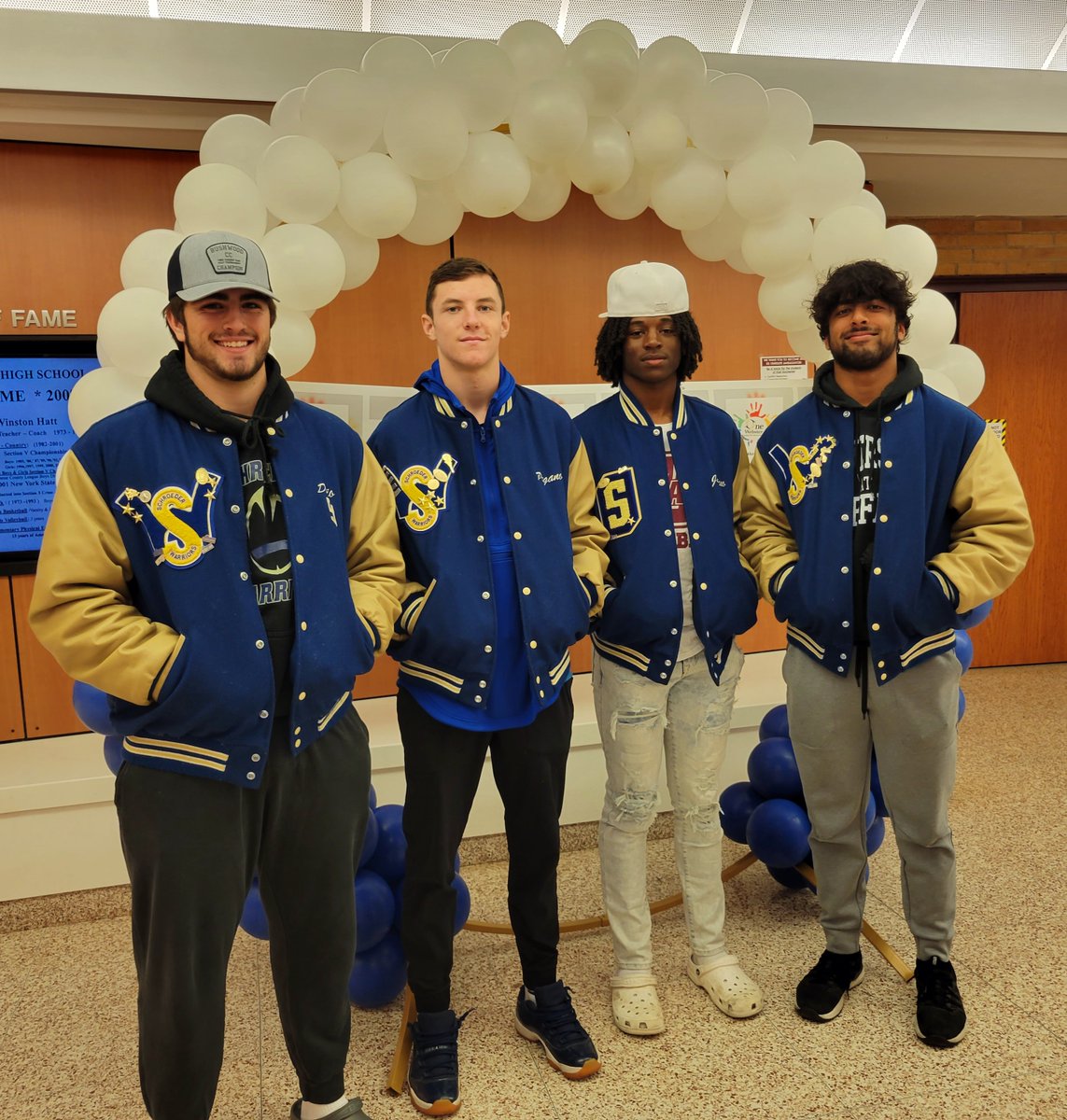 Thank you to our Captains for representing <a href="/WCSDProud/">One Webster</a> <a href="/SchroederHS/">Webster Schroeder HS</a> <a href="/SchroederSports/">Schroeder Athletics</a> and our football program at the Urban Suburban Open House last night. They assisted students from various districts in our area welcoming parents at the door. #WeAreWarr1ors 💙💛⚔️🏈