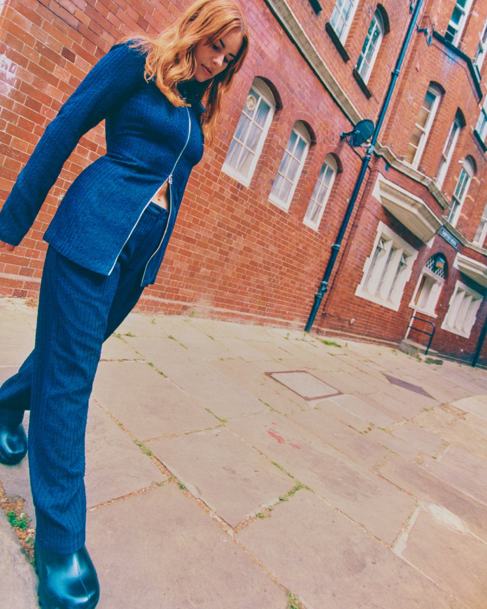 Wrap up in @w00dw00d's jacquard knits, vintage-inspired denim and eco tech puffers cause it's cosy season 🍂. Buy less and wear more with investment pieces in their AW22 collection, made sustainably from organic cotton. 🔗 Hit this link bit.ly/3CpdcIe to find out more.