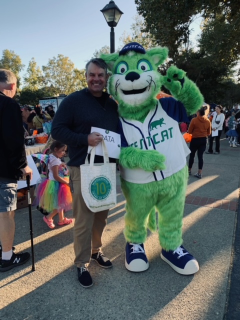 MCE Clean Energy (@mcecleanenergy) on Twitter photo We had a great time at the @cityofpinole's National Night out last night! Thanks to MCE Board Director <a href="/murphyforccc/">Councilman Devin T. Murphy</a> for inviting us! #WeAreMCE #NoPlanetB #BayArea We had a great time at the @cityofpinole's National Night out last night! Thanks to MCE Board Director <a href="/murphyforccc/">Councilman Devin T. Murphy</a> for inviting us! #WeAreMCE #NoPlanetB #BayArea