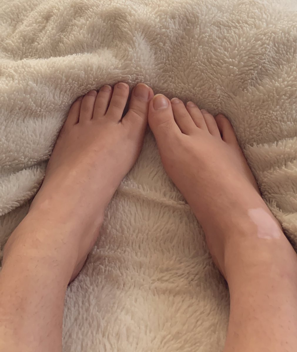 omeomae's tweet photo. what color should i paint my toes? 🤔 #feet #nsfw #nsfwtwt https://t.co/T9QimhXtXT