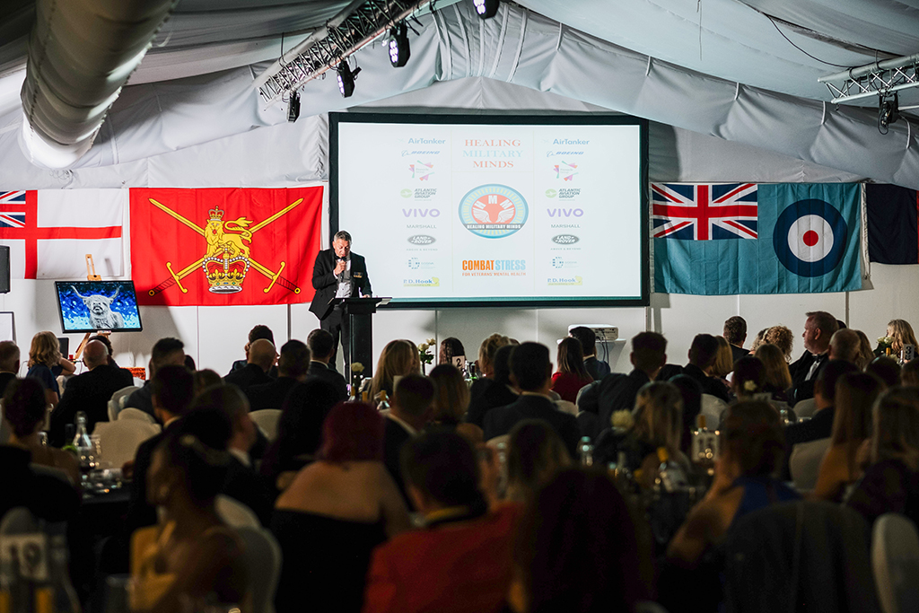 RAFBrizeNorton's tweet photo. The fundraising team Healing Military Minds have raised £55,000 this year for the mental health charity @CombatStress. The charity provides vital support for former Service members to deal with issues like PTSD, anxiety and depression.

See more: https://t.co/cXSYqIbW3V https://t.co/Nqoz9qwlBi