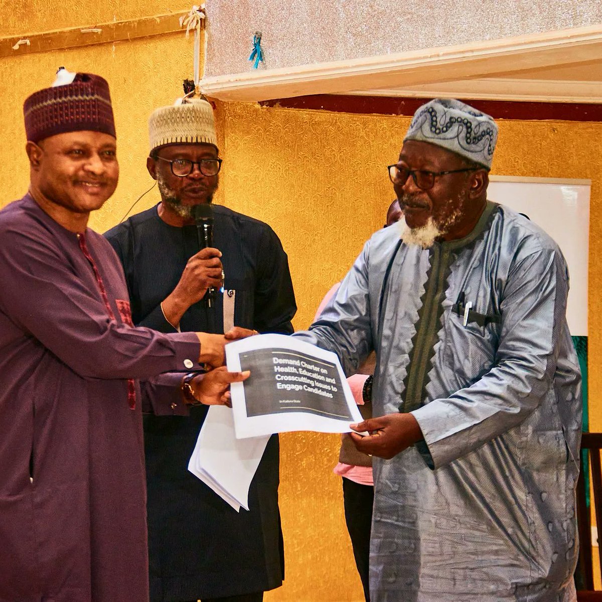 IhifixF's tweet photo. Development Partners (PERL, FCDO, PiCAN, LANW and  Action Aid) in collaboration with The Agenda hosted the Kaduna gubernatorial candidates from three parties; PDP, APC, and NNPP. 
 
Thread🧵 https://t.co/qekQHZPlQ9