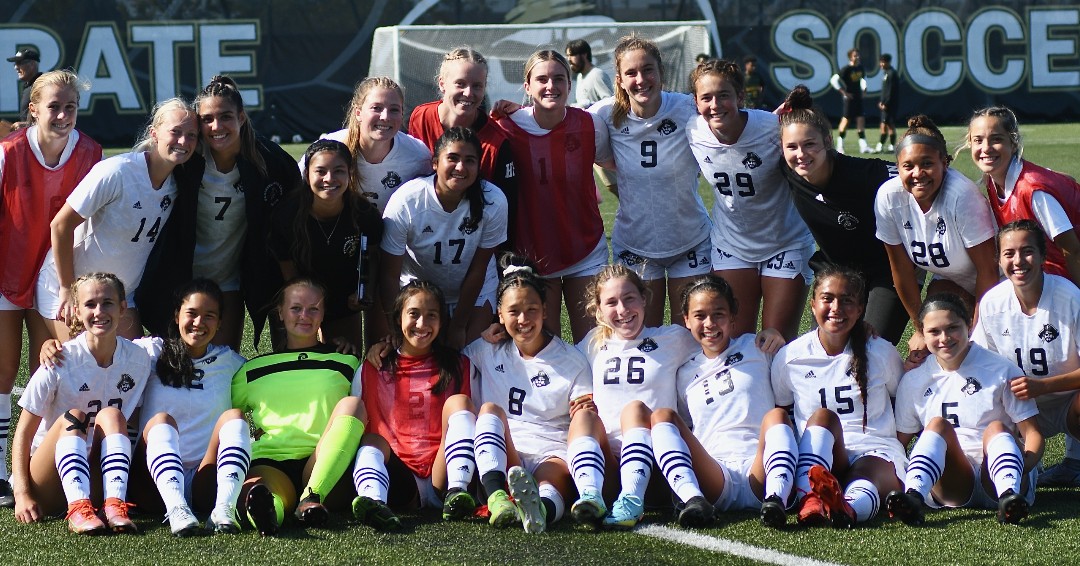pencollege's tweet photo. GAME TIME CHANGE
Attention soccer fans - Saturday's home matches vs. Everett will begin with the women's game at 3:30 pm and the men playing at 5:30 pm. Join us at Sigmar field this weekend! ⚽
#PirateSoccer #PCAthletics https://t.co/qexL4o3jFU