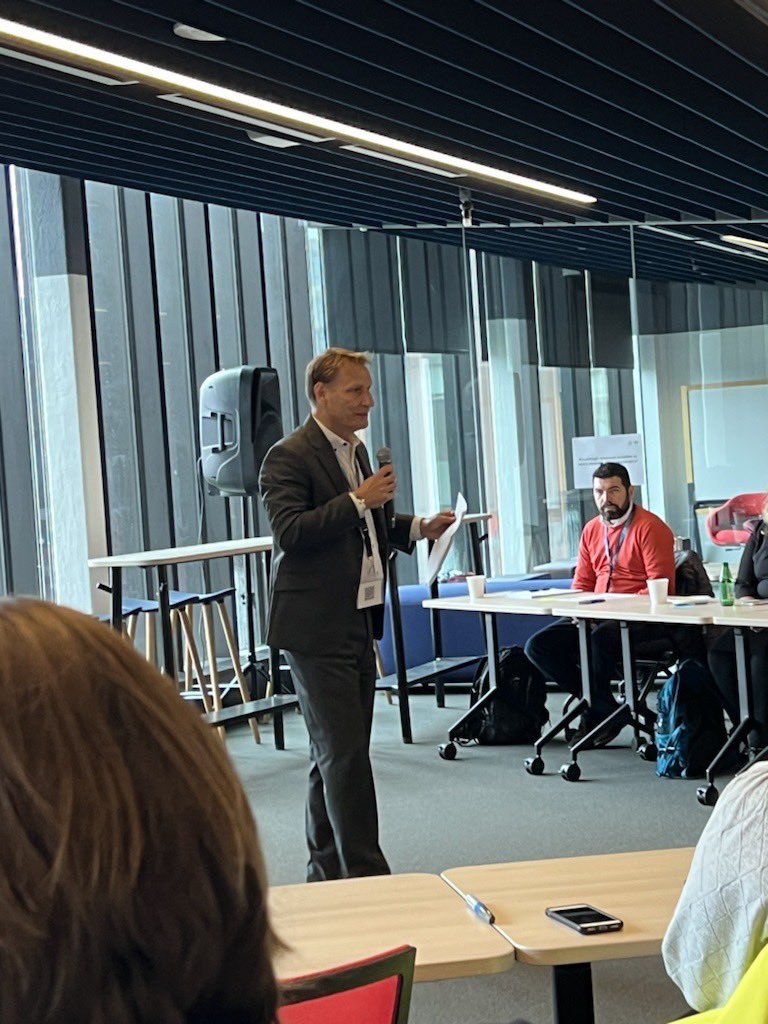 NewsWorldEnergy's tweet photo. Today, CEO @GebolysGene spoke at @RSB_org Innovations Meeting In partnership with @Boeing. The RSB Innovations Meeting is a first-of-its-kind event for RSB members and invited stakeholders held at the @MIT_Innovation HQ in Boston #RSB #MakeNetZeroReal #MIT https://t.co/iJEoBgrbLb