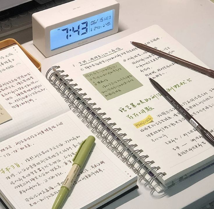 studywedoo's tweet image. ⌕ search: #studytwtbr ; #studytwt 

˖ ࣪ . madu, duda. 
˖ ࣪ . 2004, ela/dela.
˖ ࣪ . infj-t, aquário.
˖ ࣪ . medicina - enem e vestibulares isolados.
˖ ࣪ . livros, café &amp;amp; arte.

🤍 = moots. :]