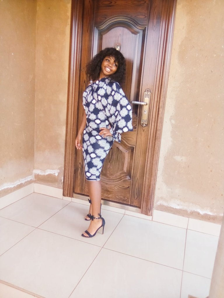 mosidi_ash's tweet photo. @StudentSpaza My 15 year old made this beautiful dress out of my Phalaza Trouser.... Creativity at its best.  

Mini Me 🥰❤️🥰❤️🥰❤️ https://t.co/zffsqUitoB