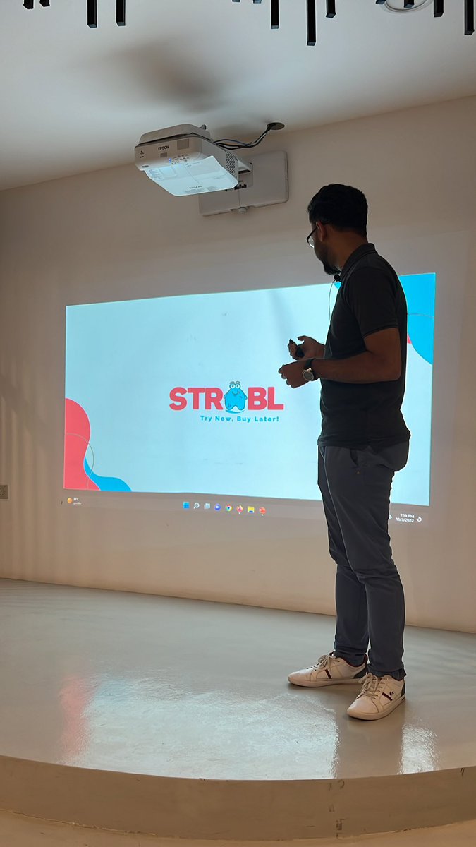 HusseinAttar's tweet photo. الشركة الثانية #Strabl مساعدة المتاجر الالكترونية تفعيل خدمة تجربة المنتج قبل الشراء #فلك https://t.co/7eatlwTmFv