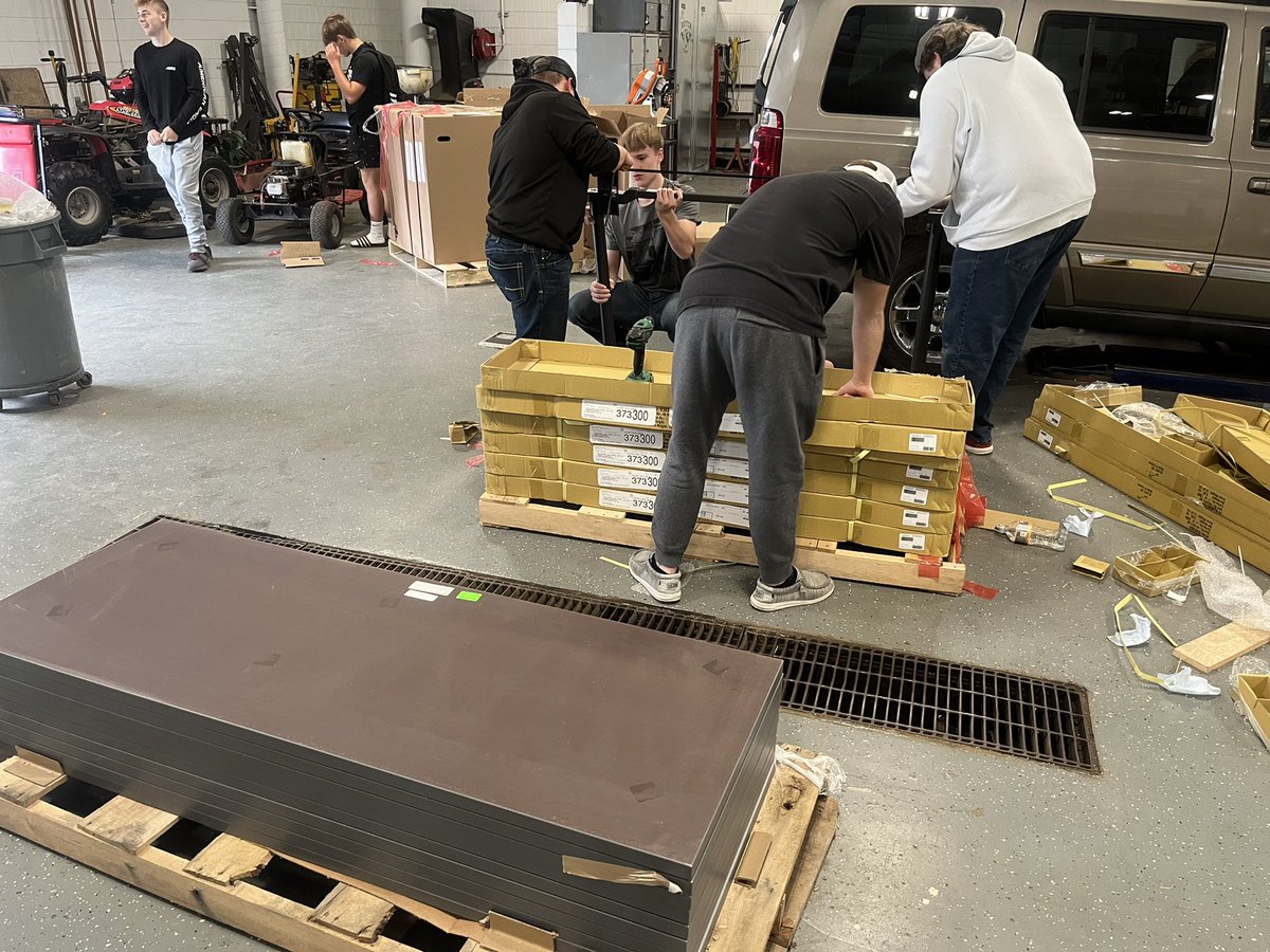 CoachKoehring's tweet photo. Classes were tasked with assembling new tables for the high school! The students love the hands-on projects and enjoying helping the school! #CTE #WorkWithYourHands #MuchInHutch 🐯🟨⬛️ https://t.co/wTHnU1kRvO