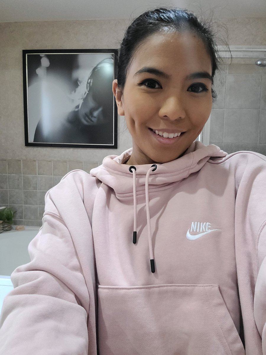 Jada Kai on Twitter: "Death to dark selfies"