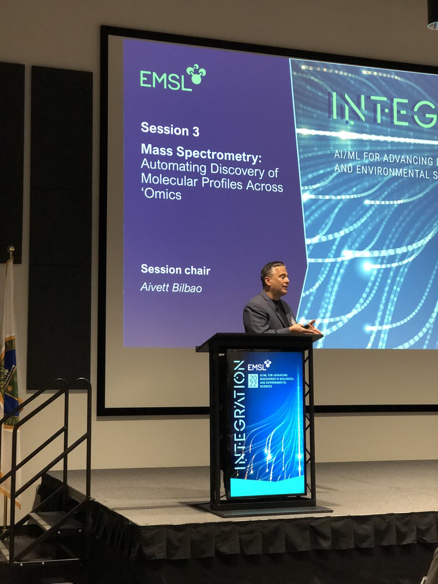 EMSLscience's tweet photo. Machine learning can be powerful but misused, according to #EMSLIntegration speaker Facundo Fernandez of @GTResearchNews. He’s speaking about next-generation technologies in #metabolomics, specifically looking at #MachineLearning and #OvarianCancer research. https://t.co/wOlIdE8rNe