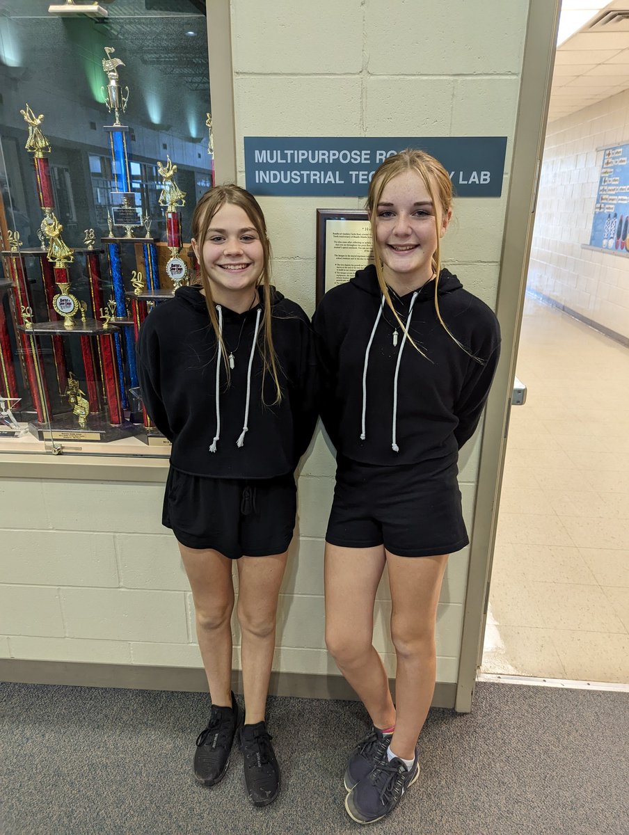 MPS_Beadle's tweet image. Twin Day!!