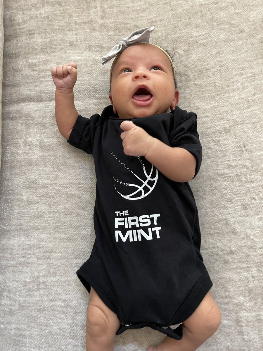 CannaBiss tweet media