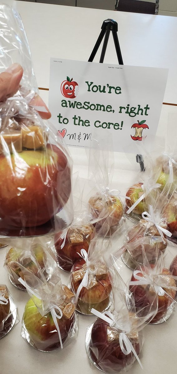 Diana Tratch tweet media