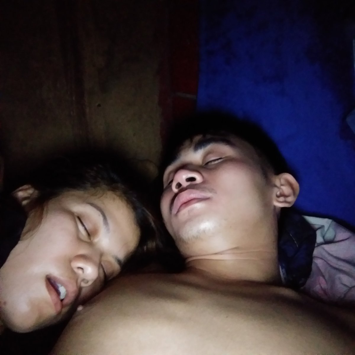 Saintjohnflores's tweet photo. Tulog na kami ng bhe bhe ko❤️😘 https://t.co/k94QuF3OC3