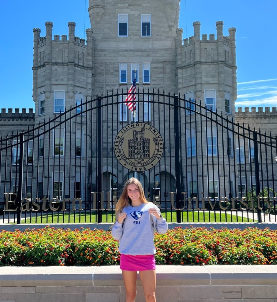 I am super excited to announce my verbal commitment to further my academic career and play D1 soccer at Eastern Illinois University!! So grateful for all of my coaches making this possible!💙🖤 #bleedblue @stldevacademy <a href="/Lady_CavsSoccer/">Lady Cavs Soccer</a> <a href="/morush_ecnl/">MORush_ECNLRL</a> <a href="/EIUsoccer/">EIU Women’s Soccer</a>