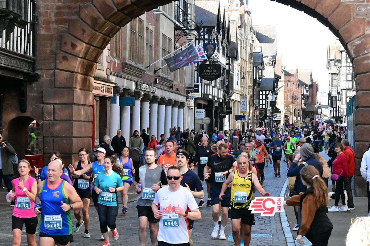 Last post about the Chester metric marathon (16.3 miles/ 26.2km) with the official photos from the day. Some good photos here.