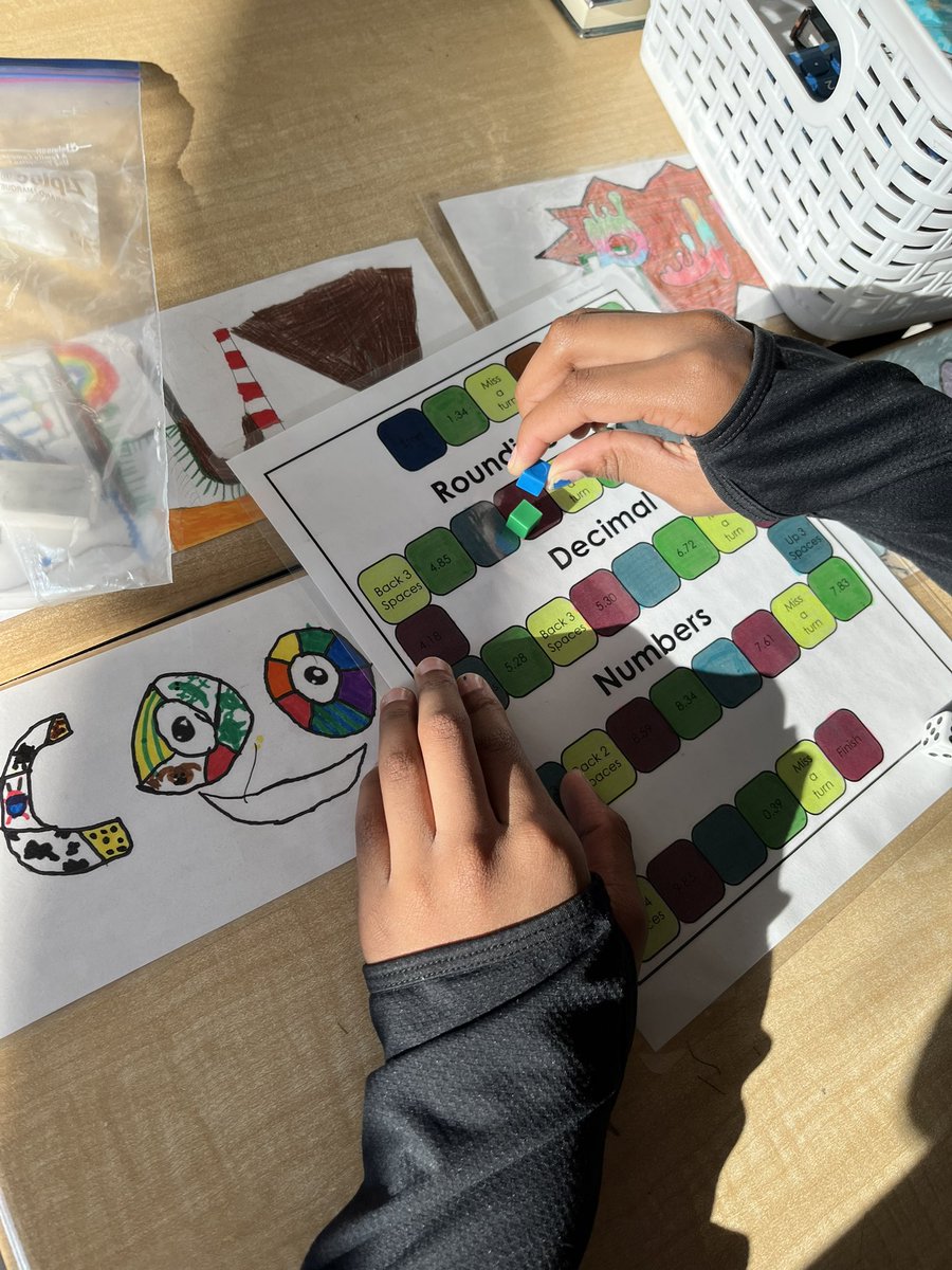 JamieLotton's tweet photo. Center fun in grade 5 🤗 https://t.co/jxfU6mfROE