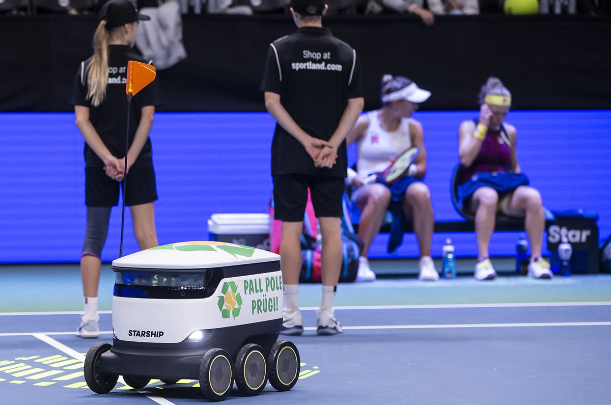 We recently had the privilege of working the WTA Tallinn Open. We were honored to roll around some of the world's most talented players and even Estonian President Alar Karis & Prime Minister Kaja Kallas. 🎾🤖 Thanks for having us @WTATallinnOpen! (photos by WTA Tallinn Open)