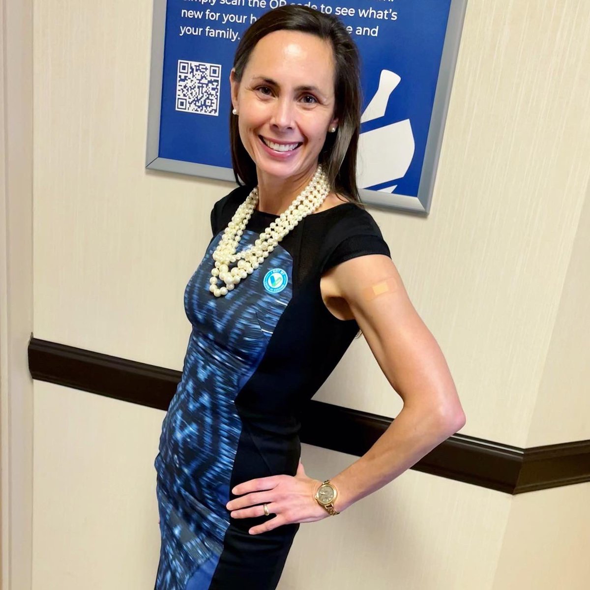 Rebecca4Troy's tweet photo. Got my #COVID19 bivalent vaccine booster at @riteaid in #TroyMI โ and my #flushot last week. Did you get yours? #igottheshot #covid19vaccine #letsdothis ๐ช https://t.co/gggc24jSDg
