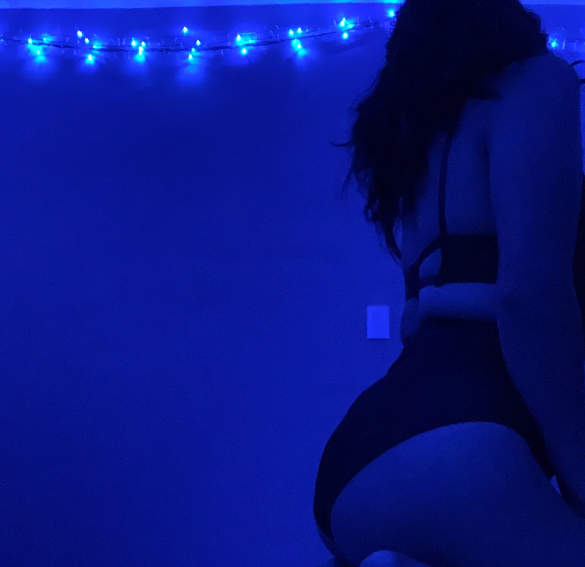 FreyaSA1's tweet photo. @onlyfanspromoto Follow me 🍑
https://t.co/vzr4iQVvtF https://t.co/7goUnZm2b9