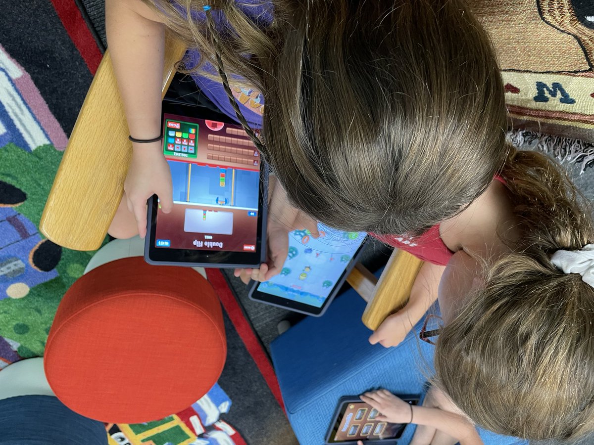 sbutleross's tweet photo. Girls Can Code Club started today @ParkGlenES #kellerlibraries  @KellerLibraries @KellerISD trying out some basic coding app. https://t.co/y9DqmDb5Id