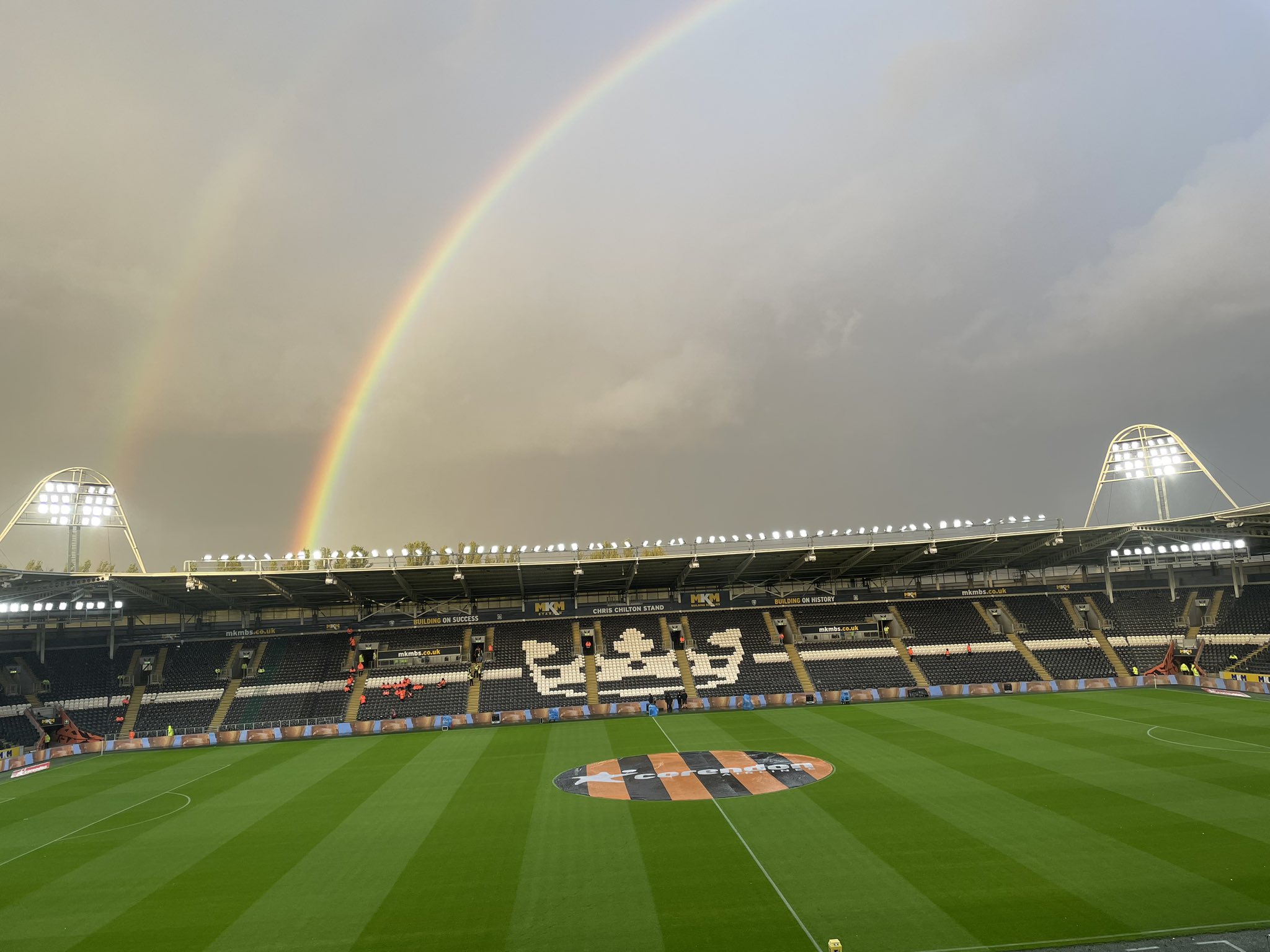 baz-cooper-on-twitter-spectacular-skies-above-the-mkm-stadium-this